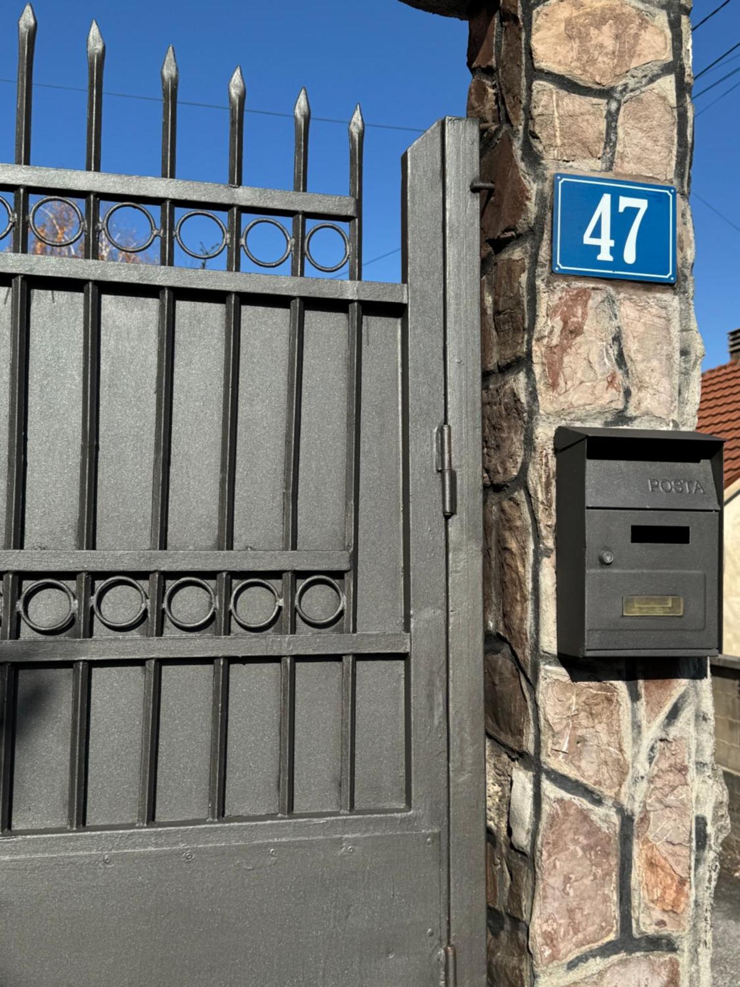 Apartmani Breze بودغوريتْسا المظهر الخارجي الصورة