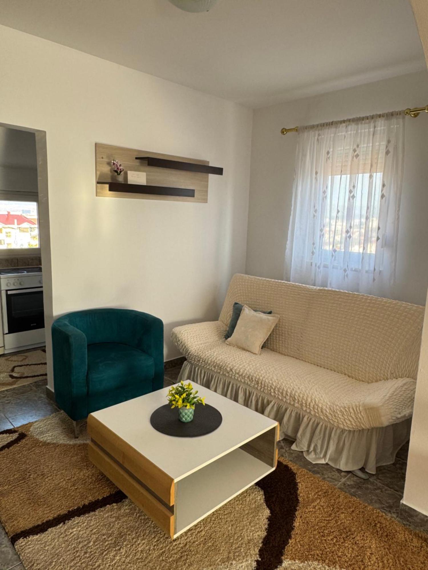 Apartmani Breze بودغوريتْسا المظهر الخارجي الصورة